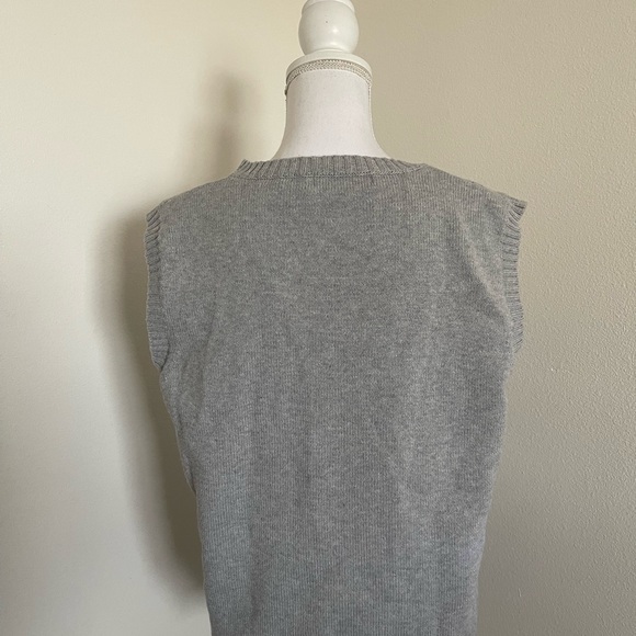 PLUS SIZE Grey Sweater Vest - Picture 3 of 4